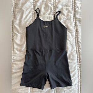 Nike Black Sports Bodysuit Youth XL Women’s Small